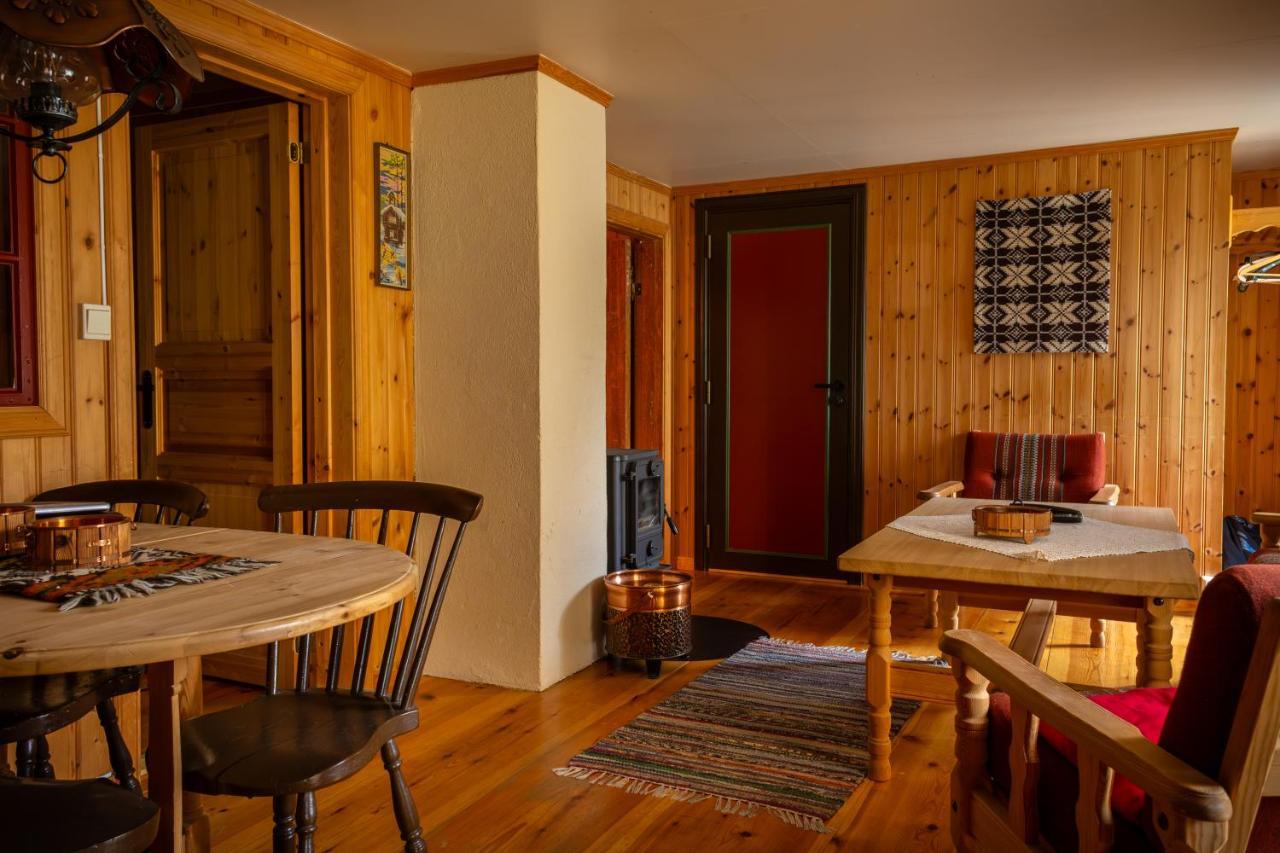 Houmbgaarden Lejlighed Røros Eksteriør billede
