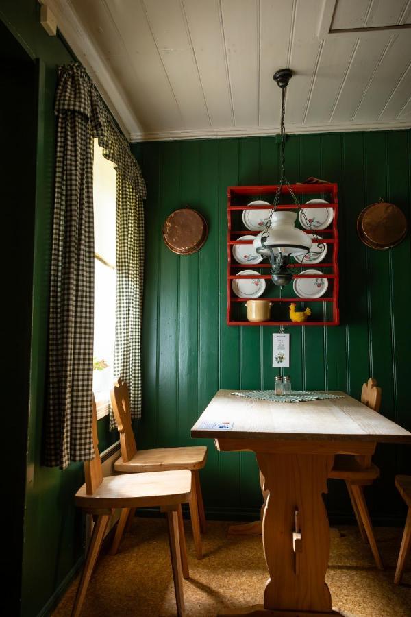 Houmbgaarden Lejlighed Røros Eksteriør billede